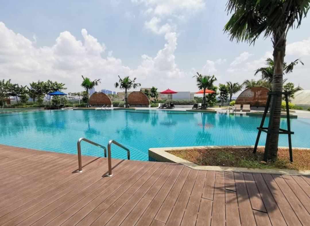 נוסג'יה Almas Suites Poolview Netflix 100Mbps Bystay מראה חיצוני תמונה